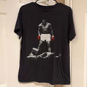 Muhammad Ali vs. Sonny Liston Knockout Graphic T-Shirt